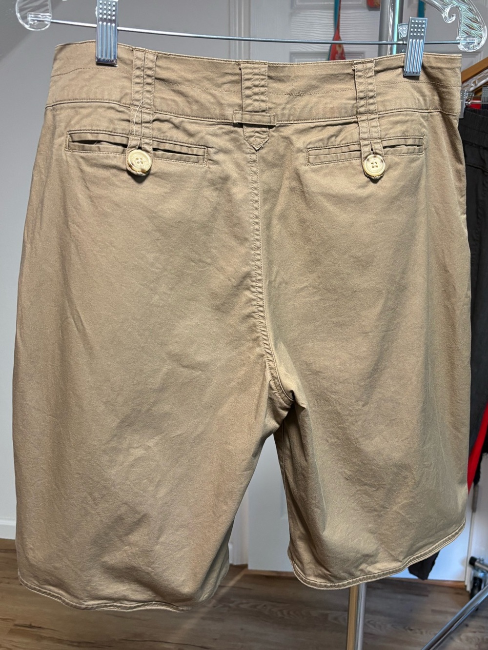 y2k preppy Bermuda shorts with button detail at hem, Dress Barn size 10 - Picture 3 of 6